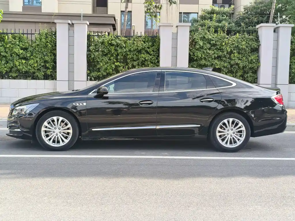 Buick LaCrosse — миниатюра 16