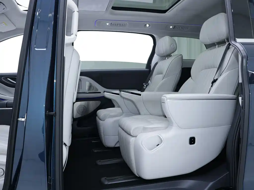 LANTU AUTOMOBILE LANTU DREAMER