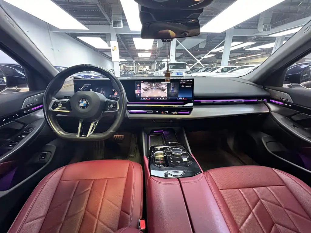 BMW 5 Series 5 2025 525Li Luxury