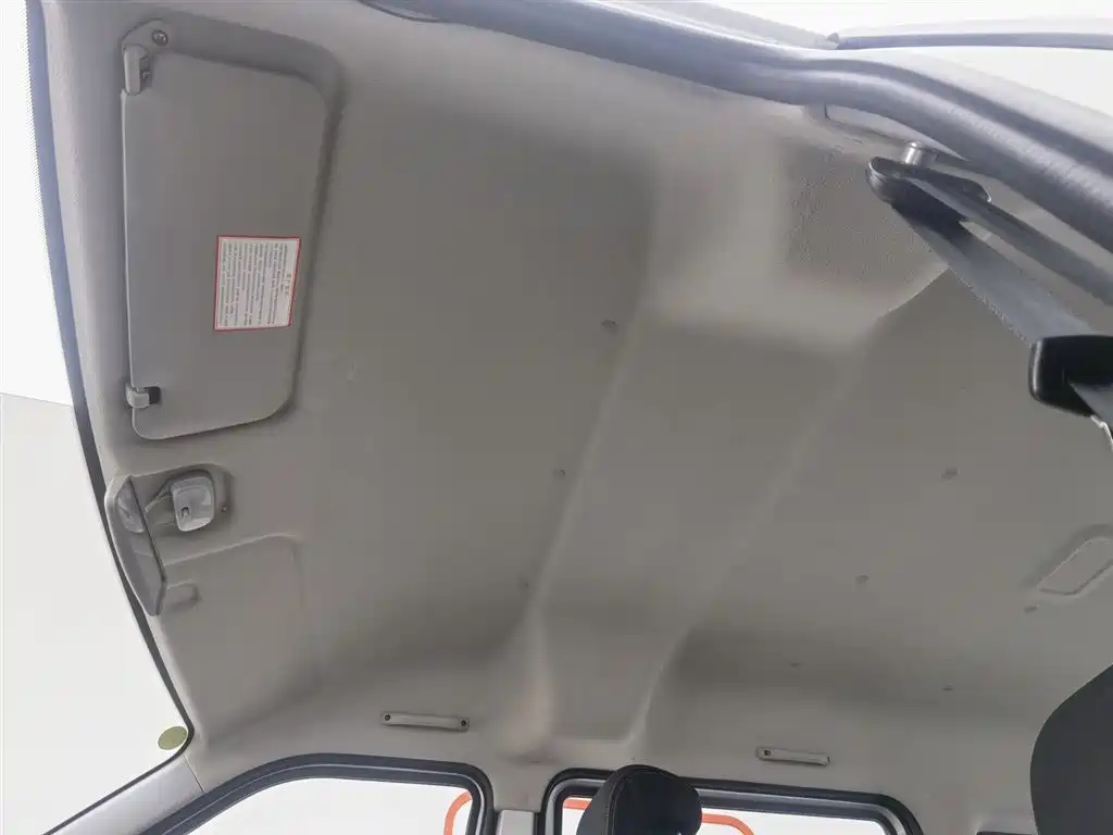 CHANGAN CROSS STAR V3