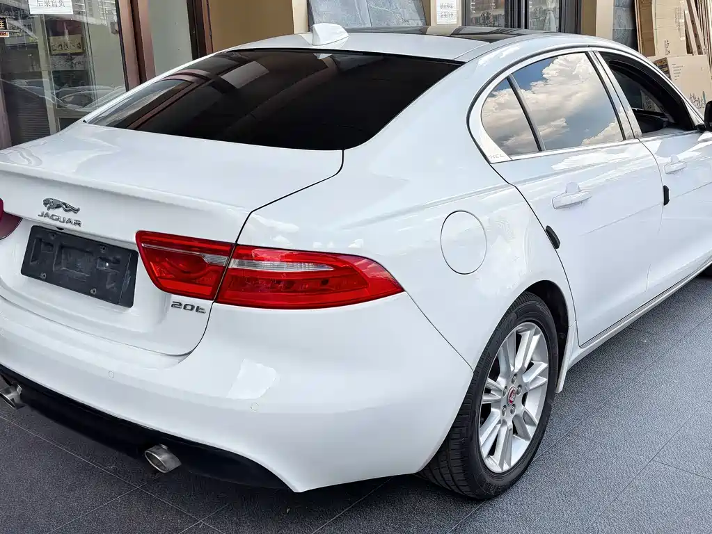 Jaguar XEL — миниатюра 12