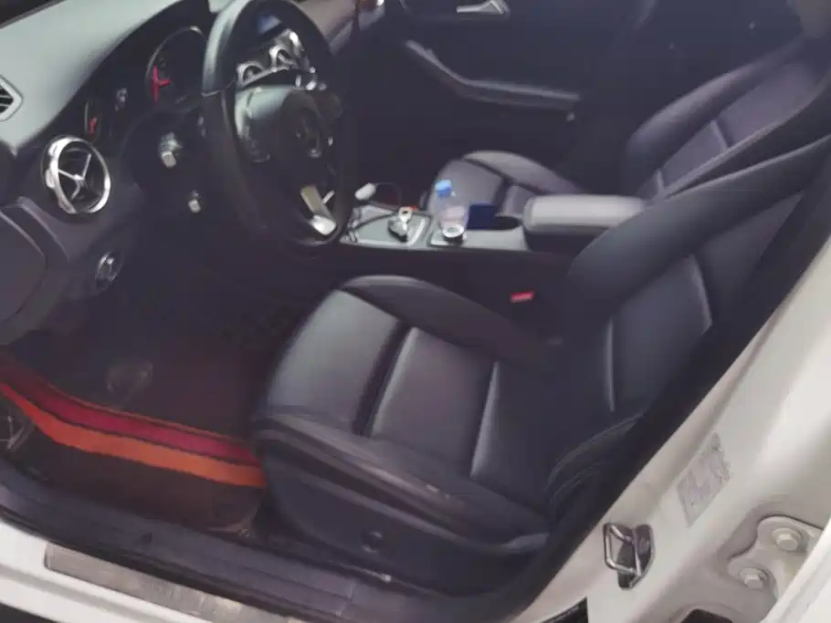 Mercedes-Benz GLA — миниатюра 9