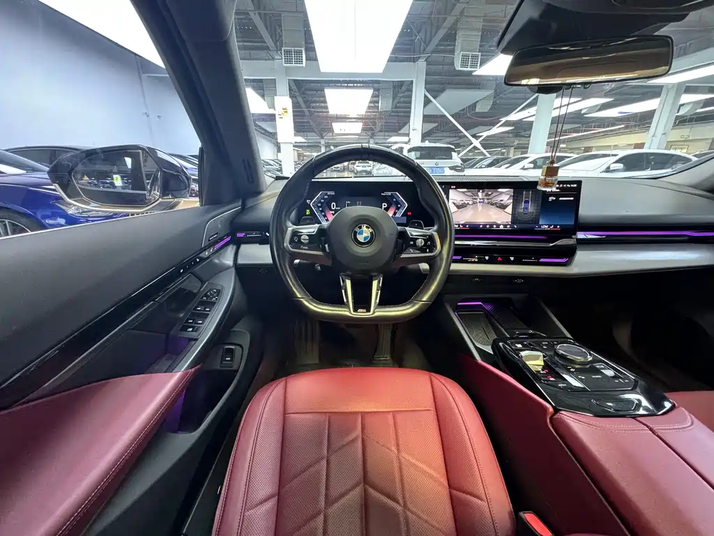 BMW 5 Series 5 2025 525Li Luxury