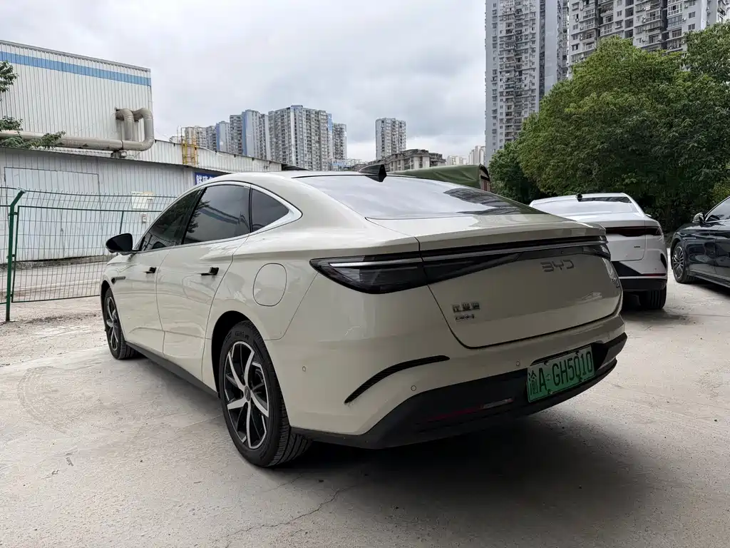 BYD Seal 07 DM-i — миниатюра 8