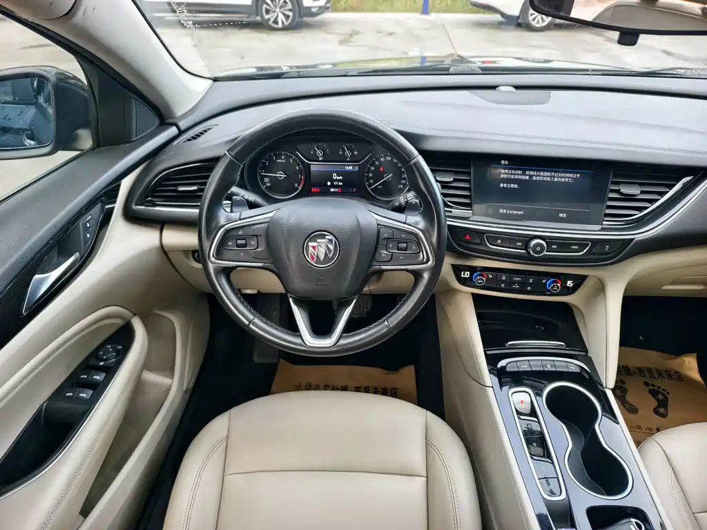 Buick Regal — миниатюра 11