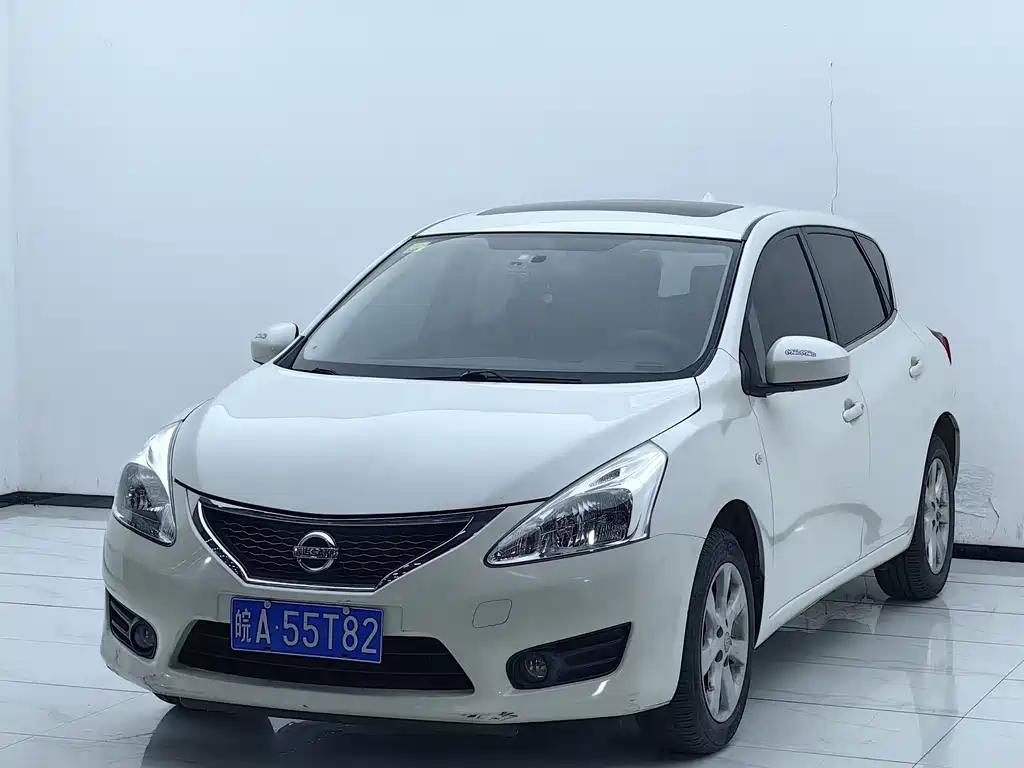 Купить Nissan Tiida