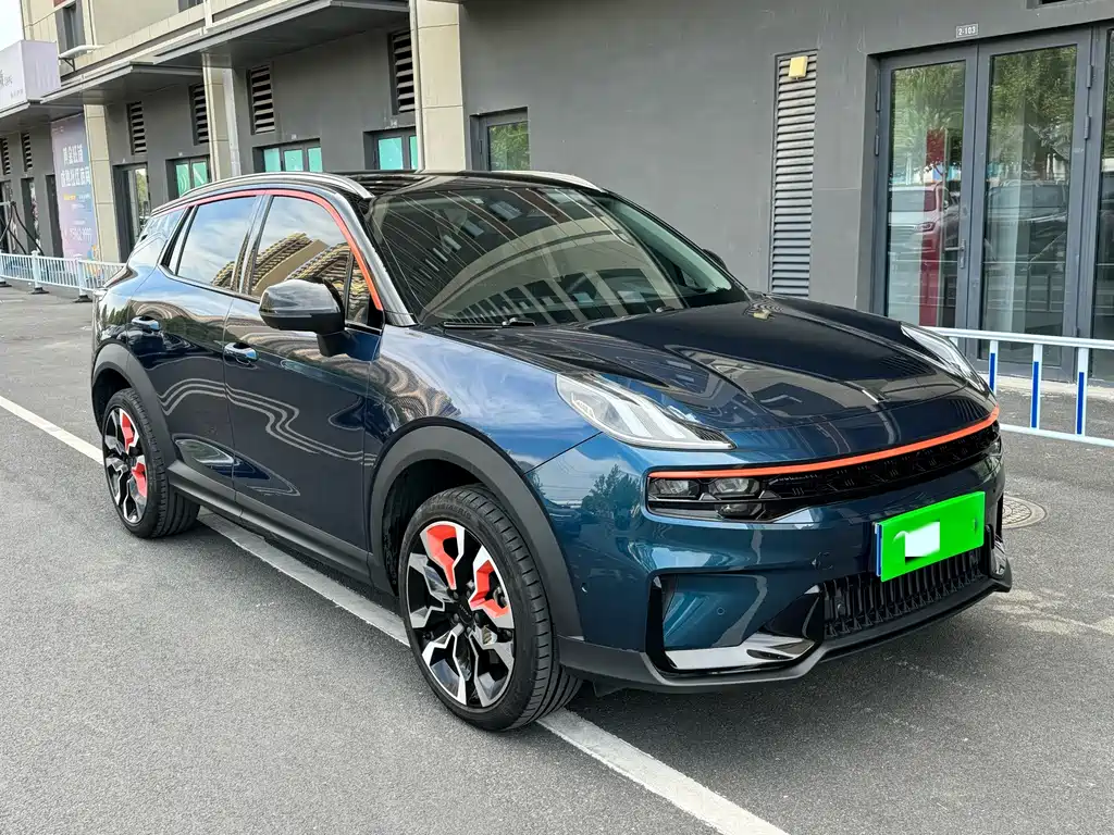 Lynk & Co 06 — миниатюра 3