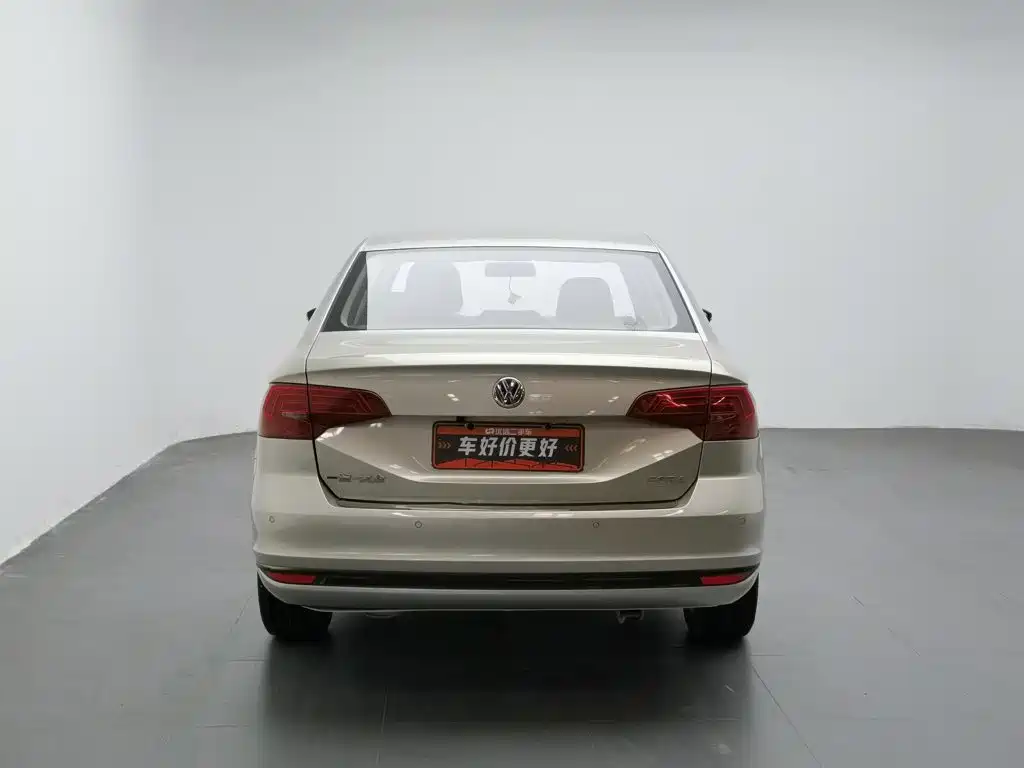 Volkswagen Bora — миниатюра 4