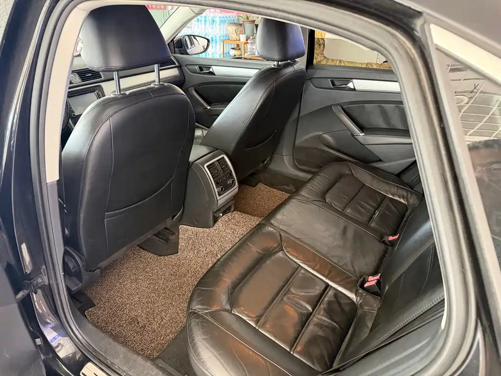 Volkswagen Passat — миниатюра 9
