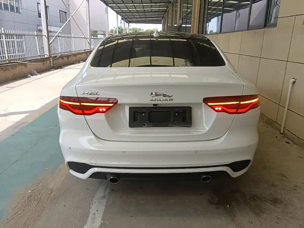 Jaguar XEL 2021 2.0T 250PS R-DYNAMIC S Sport