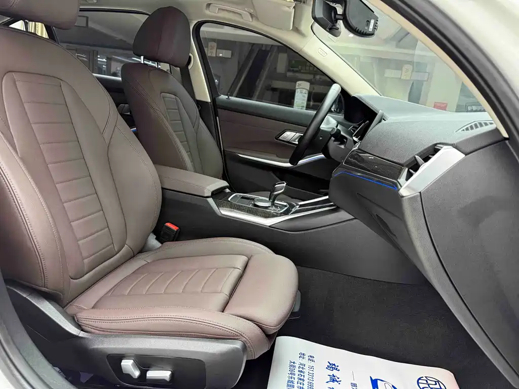 BMW 3 Series — миниатюра 17