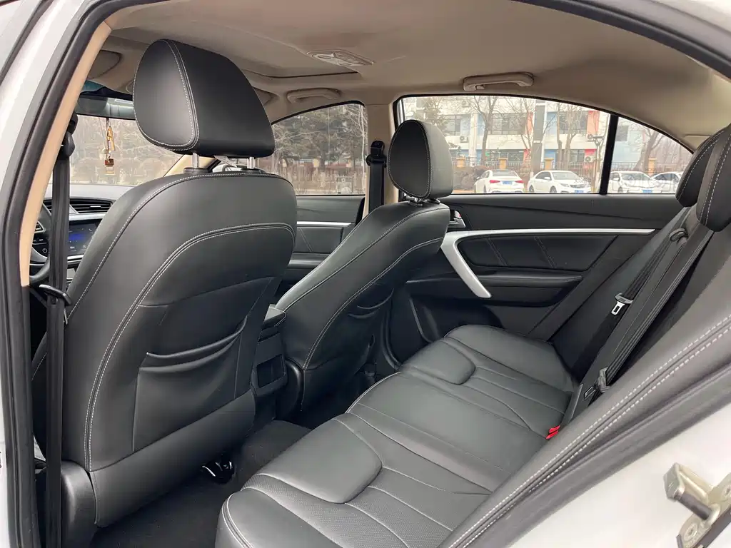 GEELY AUTOMOBILE EMGRAND