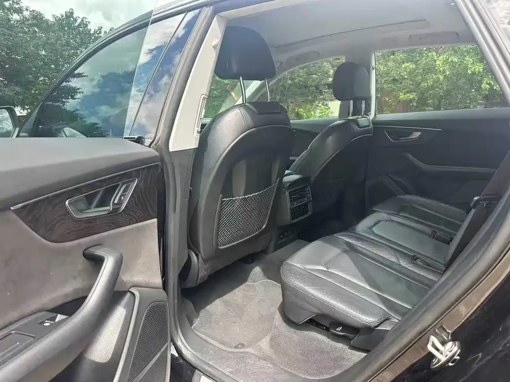 Audi Q8 — миниатюра 7