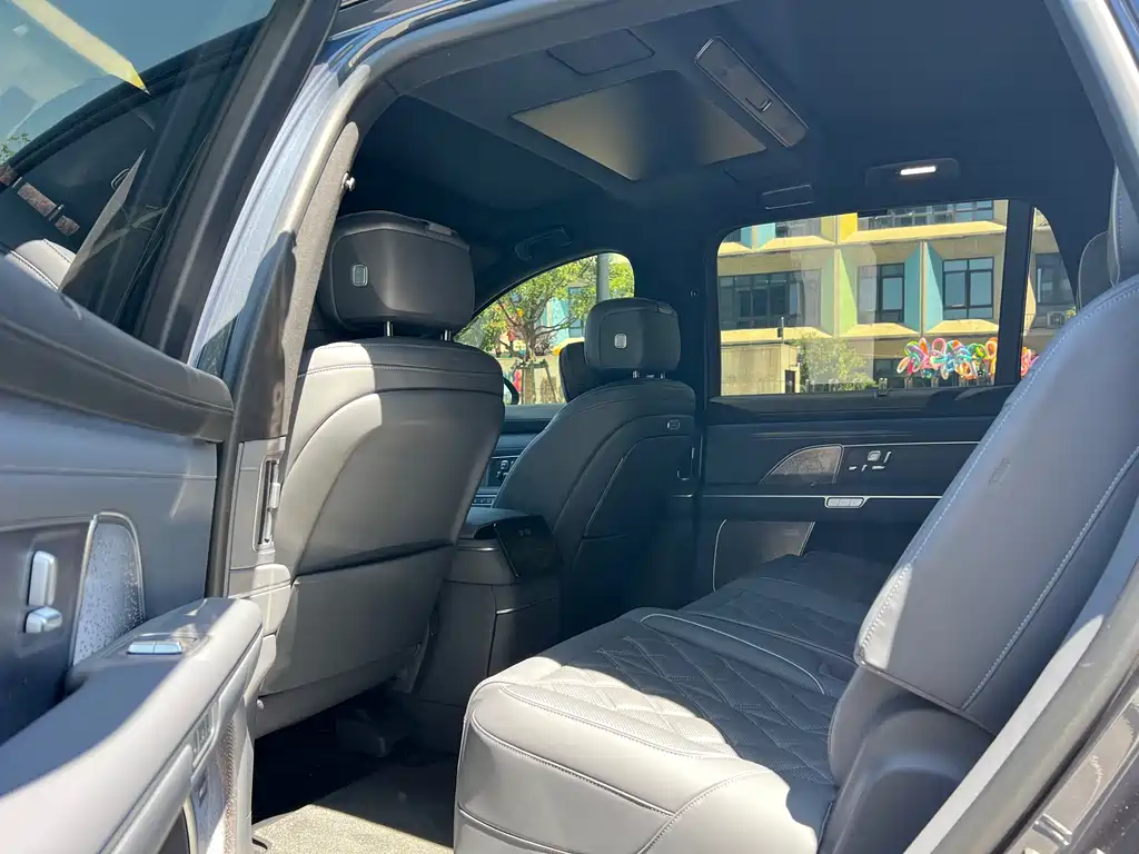 NIO ES8 2026 мест Executive Luxury