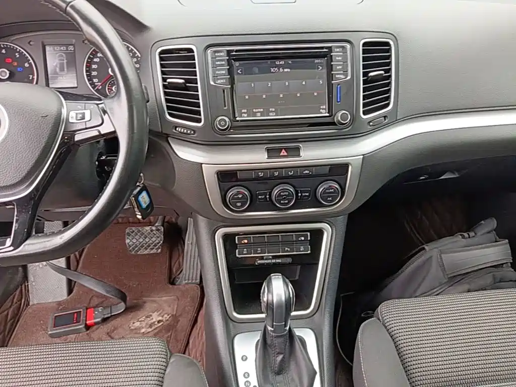 Volkswagen Sharan — миниатюра 13