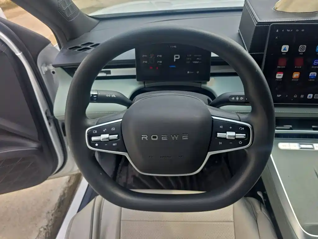 Roewe Young Wai D6 — миниатюра 7