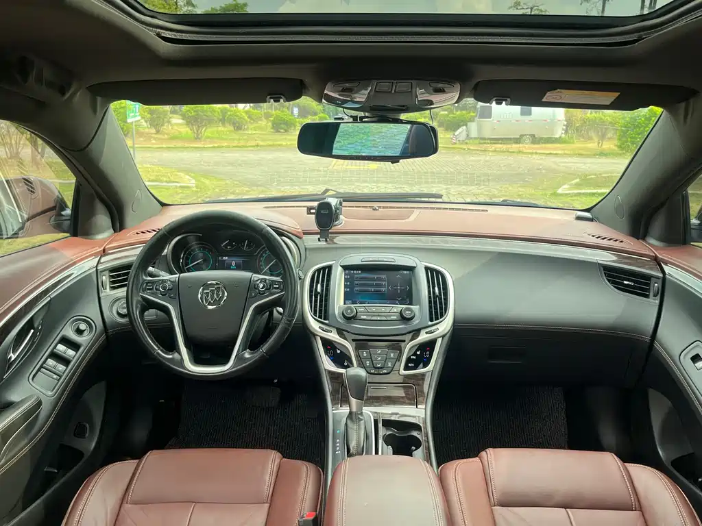 Buick LaCrosse — миниатюра 15
