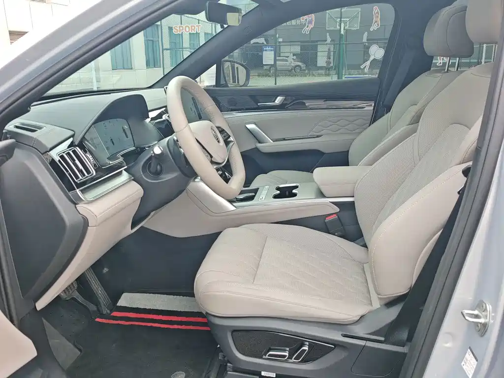 BYD Tang New Energy — миниатюра 4