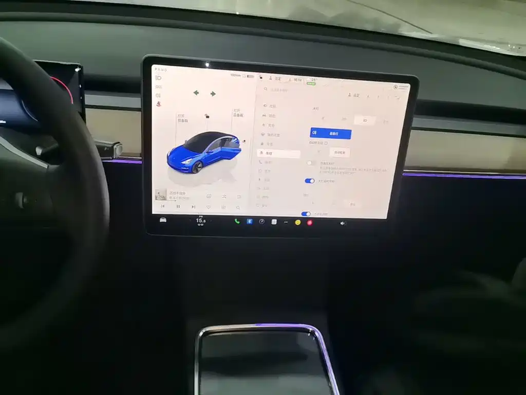 Tesla Model 3 — миниатюра 13