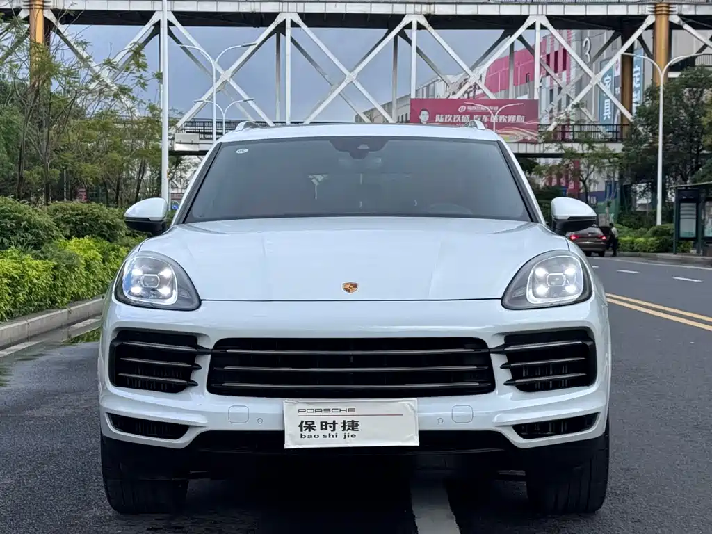 Porsche Cayenne — миниатюра 2