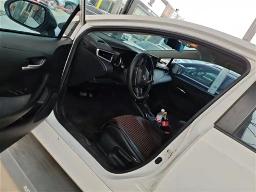 Toyota Corolla — миниатюра 5