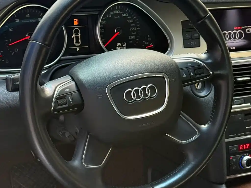 Audi Q7 — миниатюра 3