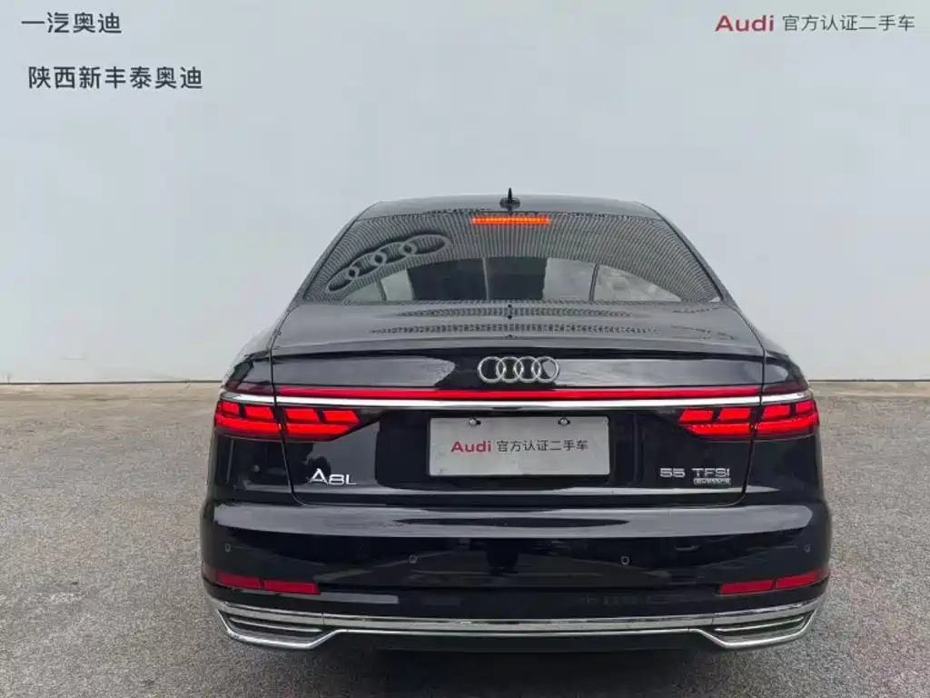 Audi A8 — миниатюра 3