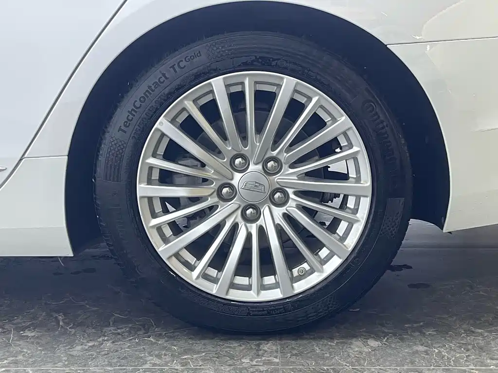 Cadillac CT6 — миниатюра 8