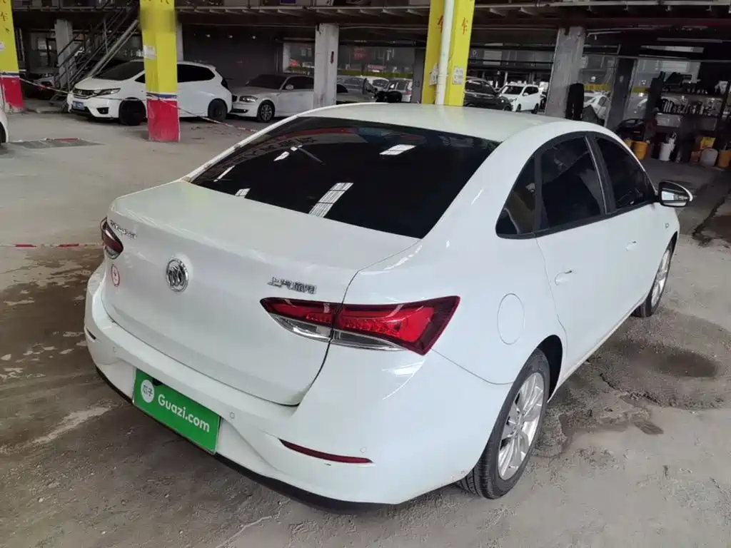 Buick Excelle — миниатюра 7