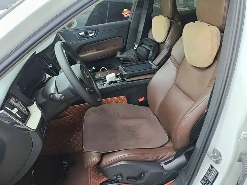 Volvo XC60 — миниатюра 15
