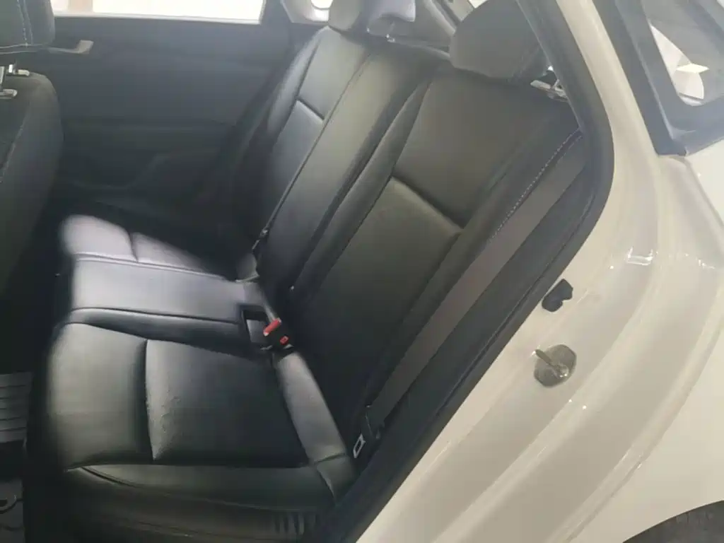 Hyundai Verna RV — миниатюра 17