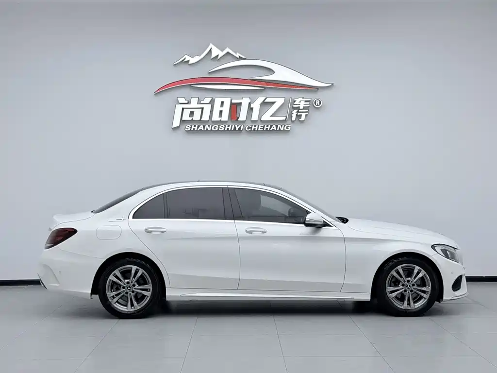 Mercedes-Benz C-Class C 2018 C 200 L Sport