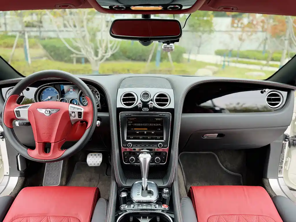 Bentley Continental — миниатюра 6
