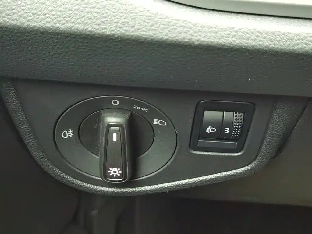 Volkswagen Polo — миниатюра 21