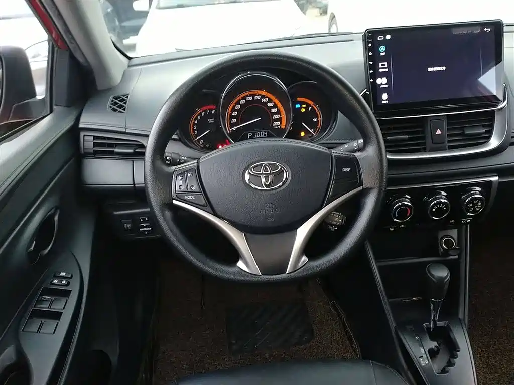TOYOTA YARIS L ZHIXUAN