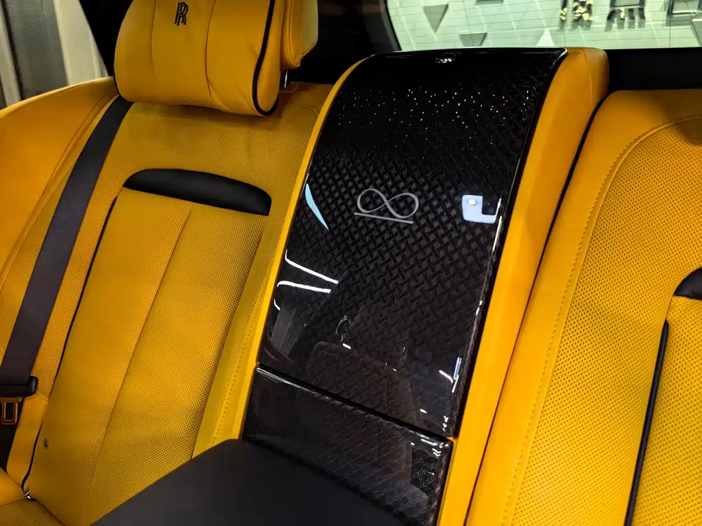 Rolls-Royce Cullinan — миниатюра 14