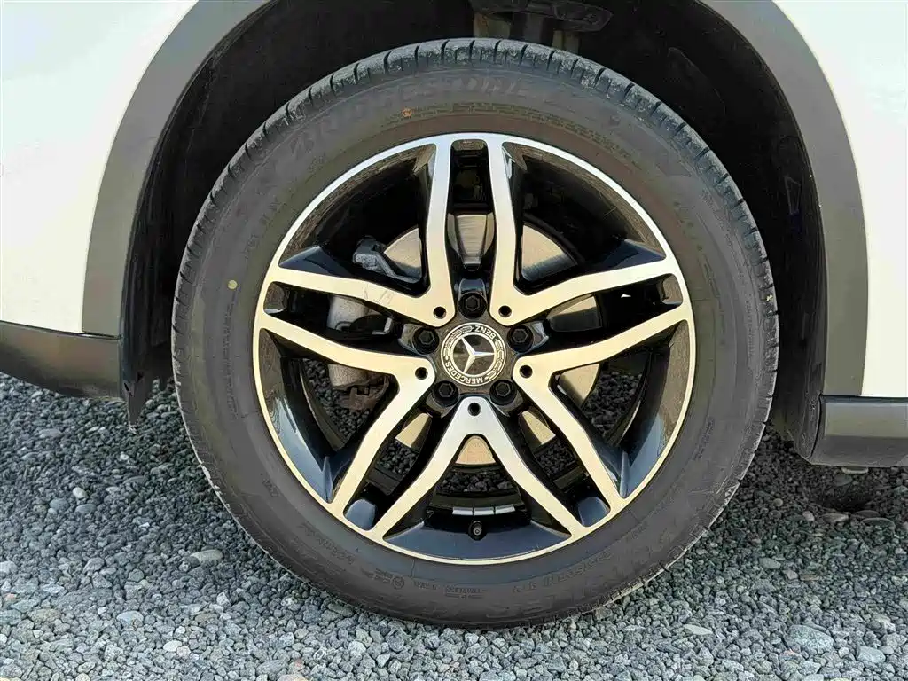 Mercedes-Benz GLA — миниатюра 14