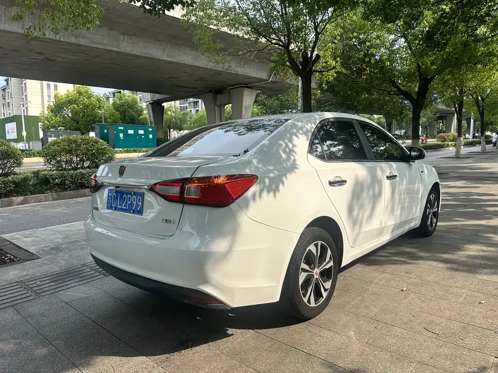 Roewe 360 2017 1.5L AT Luxury