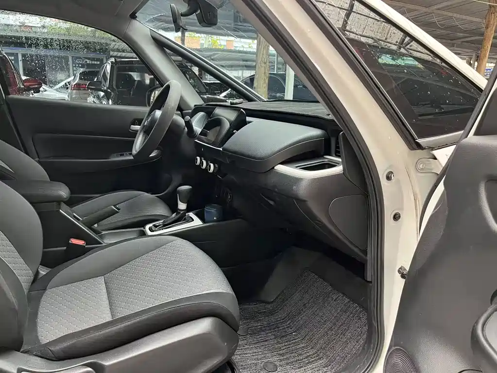 Honda Fit — миниатюра 13