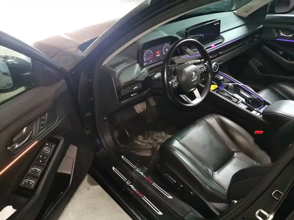Honda Accord — миниатюра 14