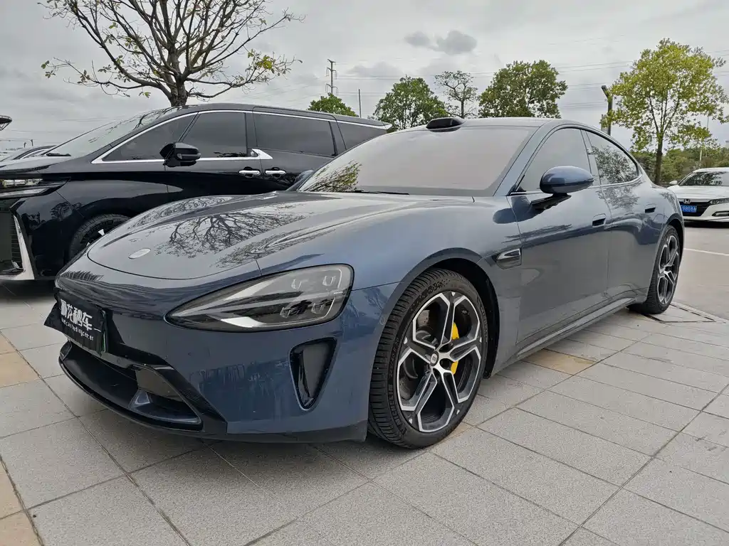 XIAOMI CAR XIAOMI SU7