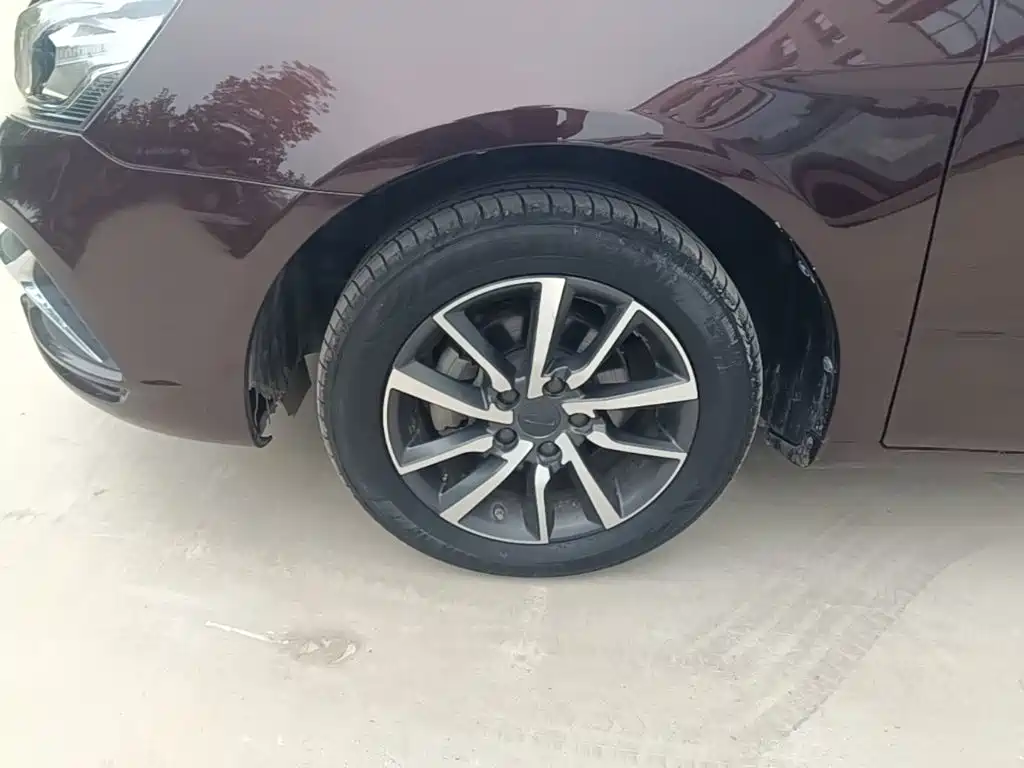 Geely Emgrand — миниатюра 23