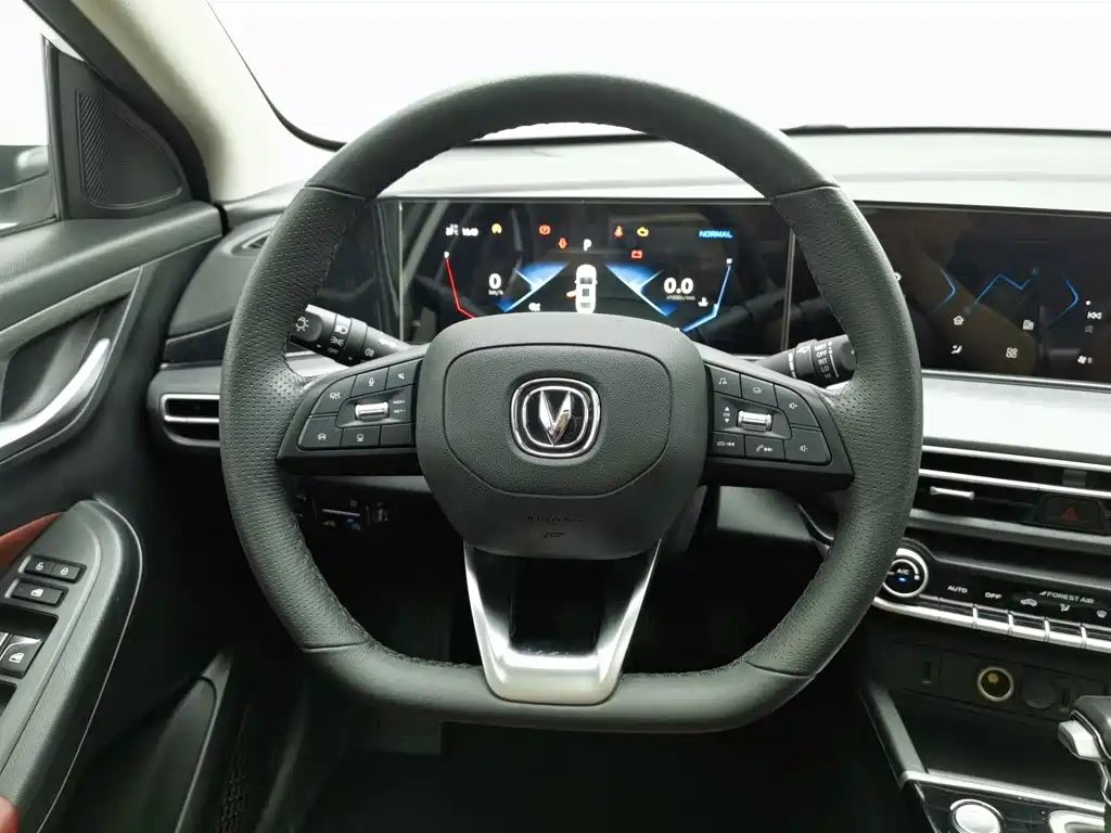 Changan Eado — миниатюра 11
