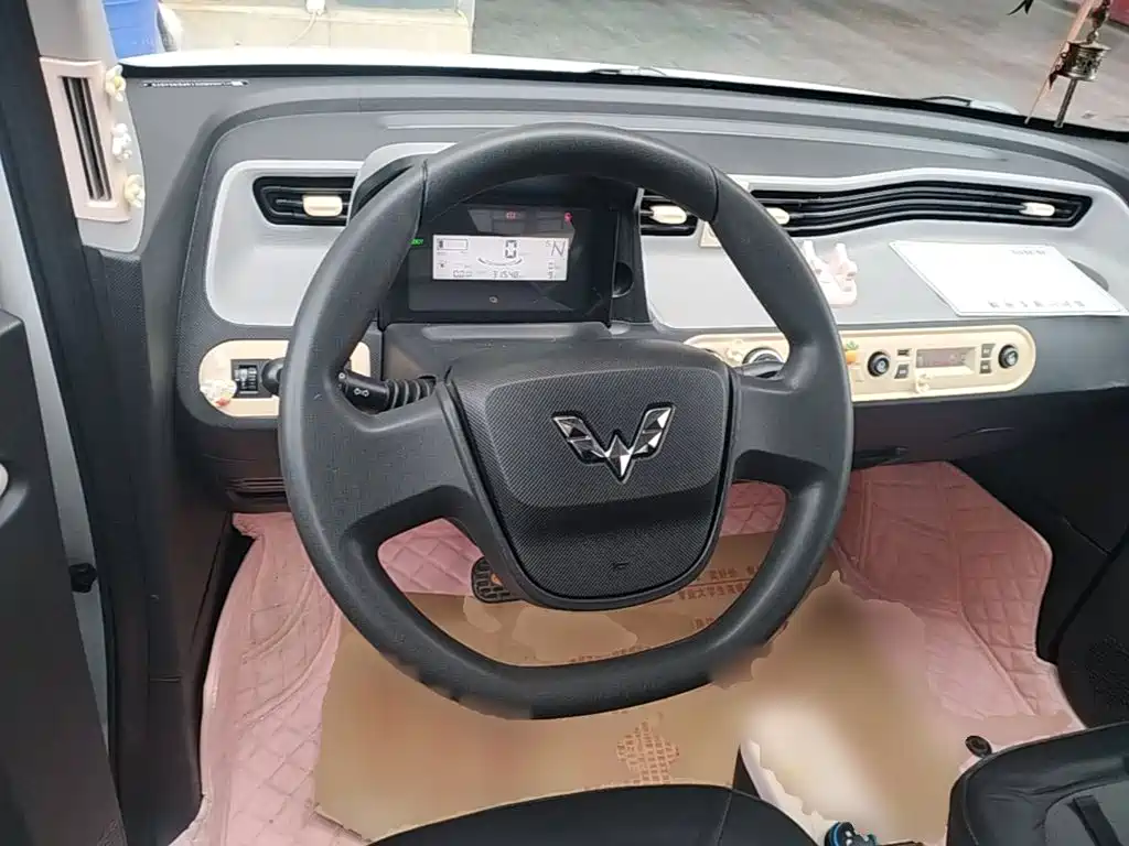 Wuling MINIEV — миниатюра 11