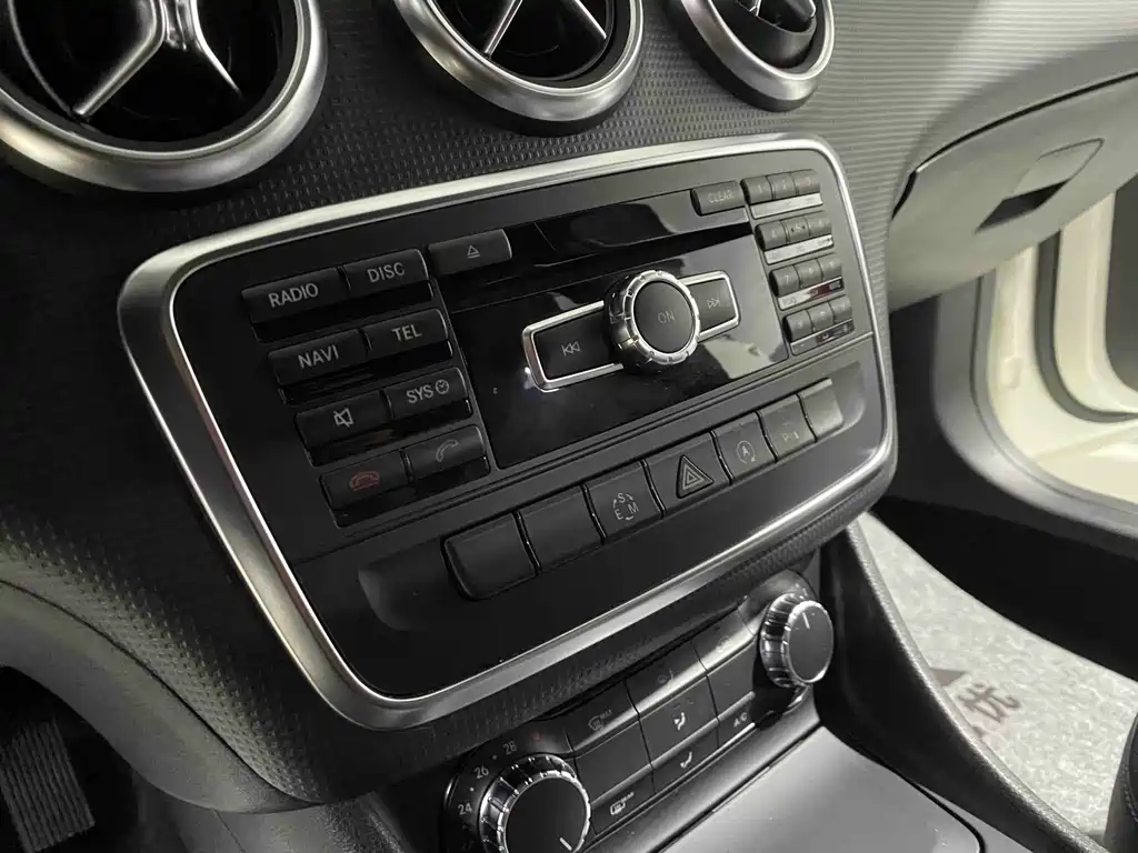 Mercedes-Benz A-Class (Import) — миниатюра 16