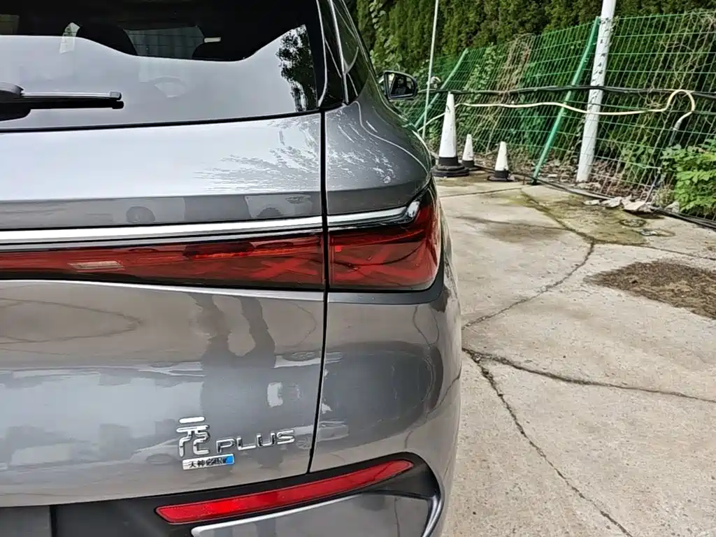 BYD Yuan Plus — миниатюра 8