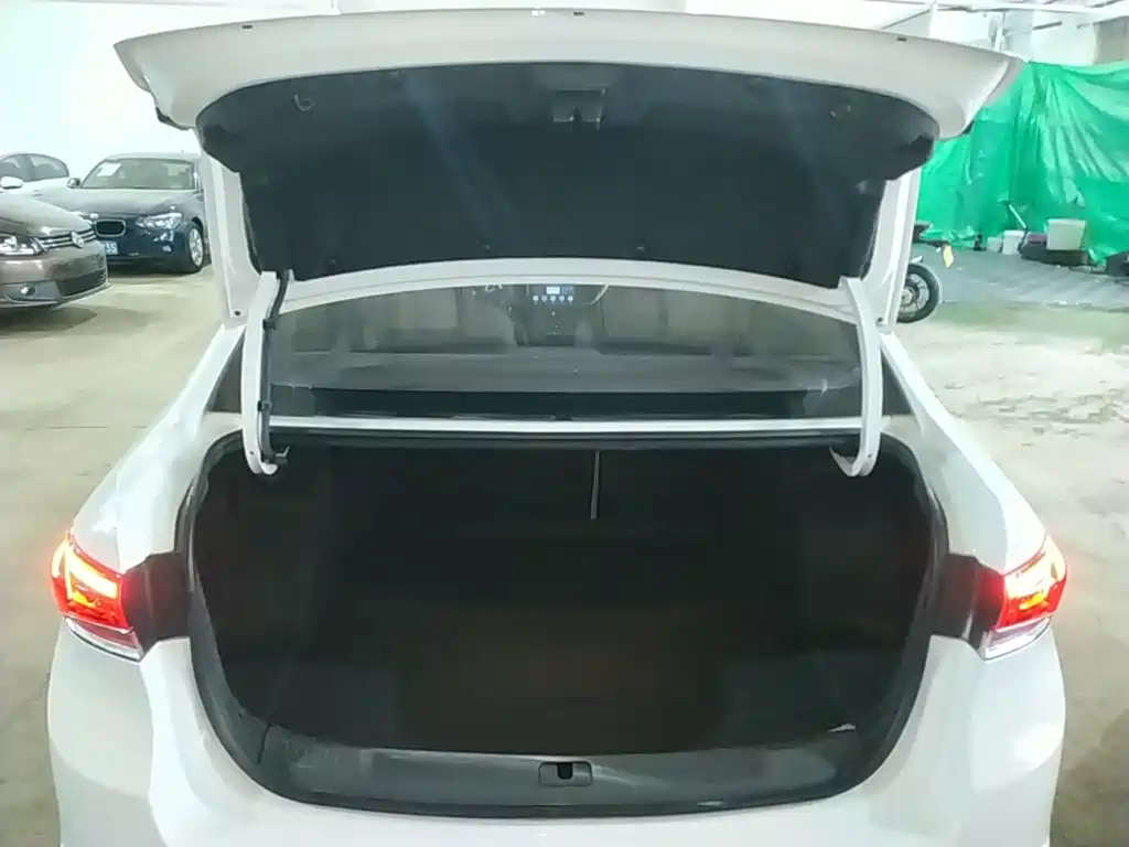 Buick Excelle — миниатюра 19
