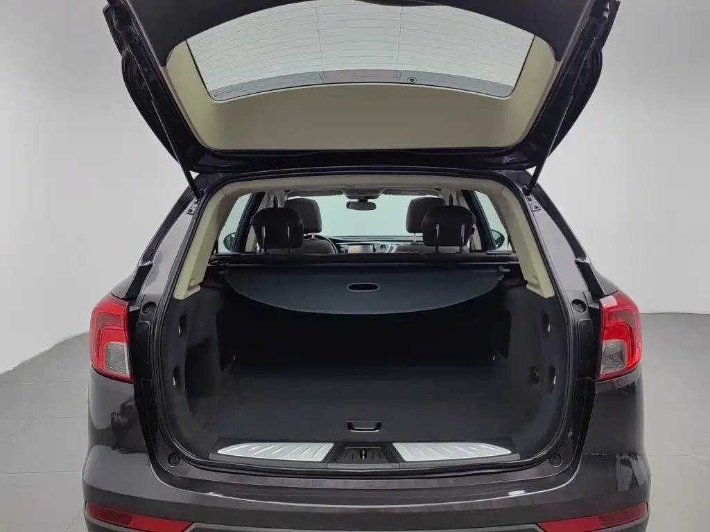 Buick Envision Plus — миниатюра 16