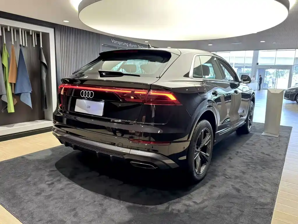 Audi Q8 — миниатюра 11
