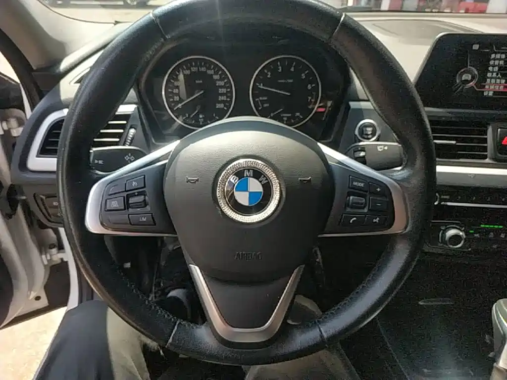 BMW 1 Series — миниатюра 11